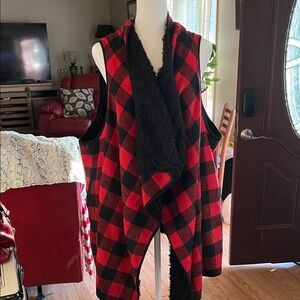 Plaid Red and Black Women's Sleeveless Wrap Sleeveless coat